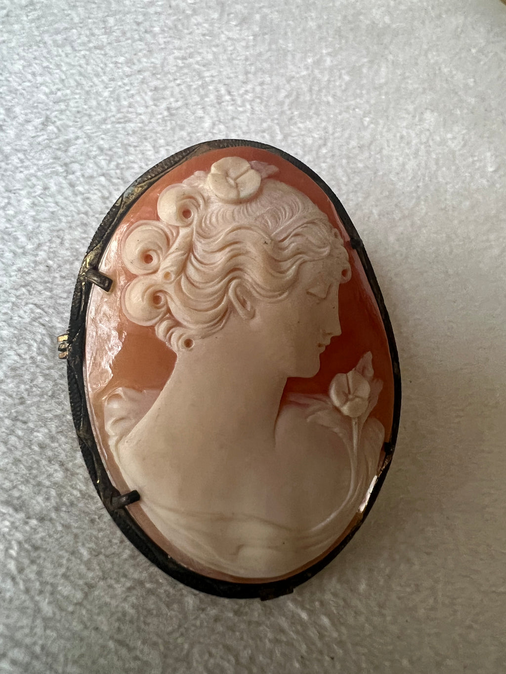 Antique Gold Filled Cameo Brooch Pendant